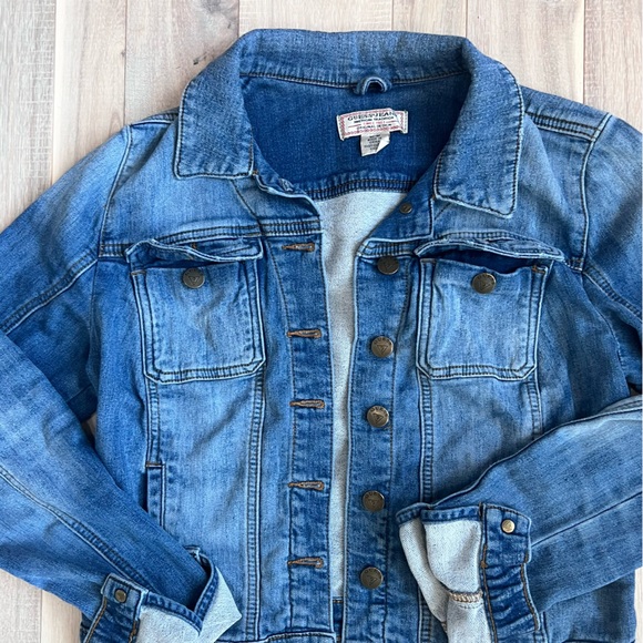 Guess Classic Distressed Crop Jean Jacket Y2K women’s size medium - Picture 8 of 11